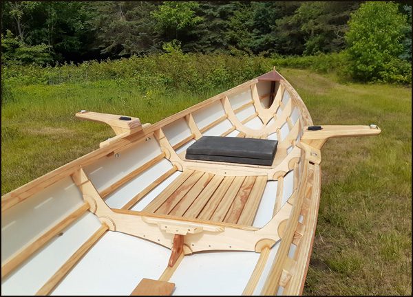 Riggers with fixed seat