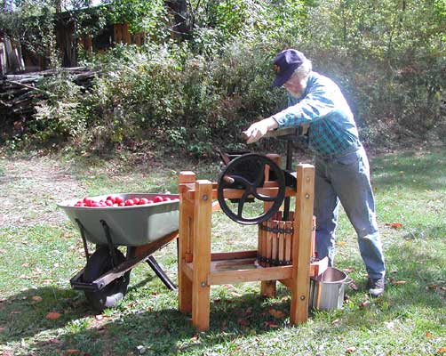 pressing apple cider