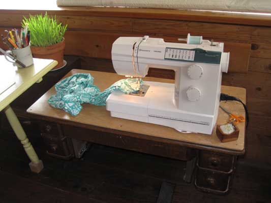 sewing machine